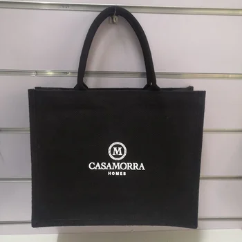 100 шт./лот Высококачественные Экологически Чистые Водонепроницаемые пляжные сумки для покупок из черной мешковины, ламинированные джутовые сумки из ПВХ с пользовательским логотипом